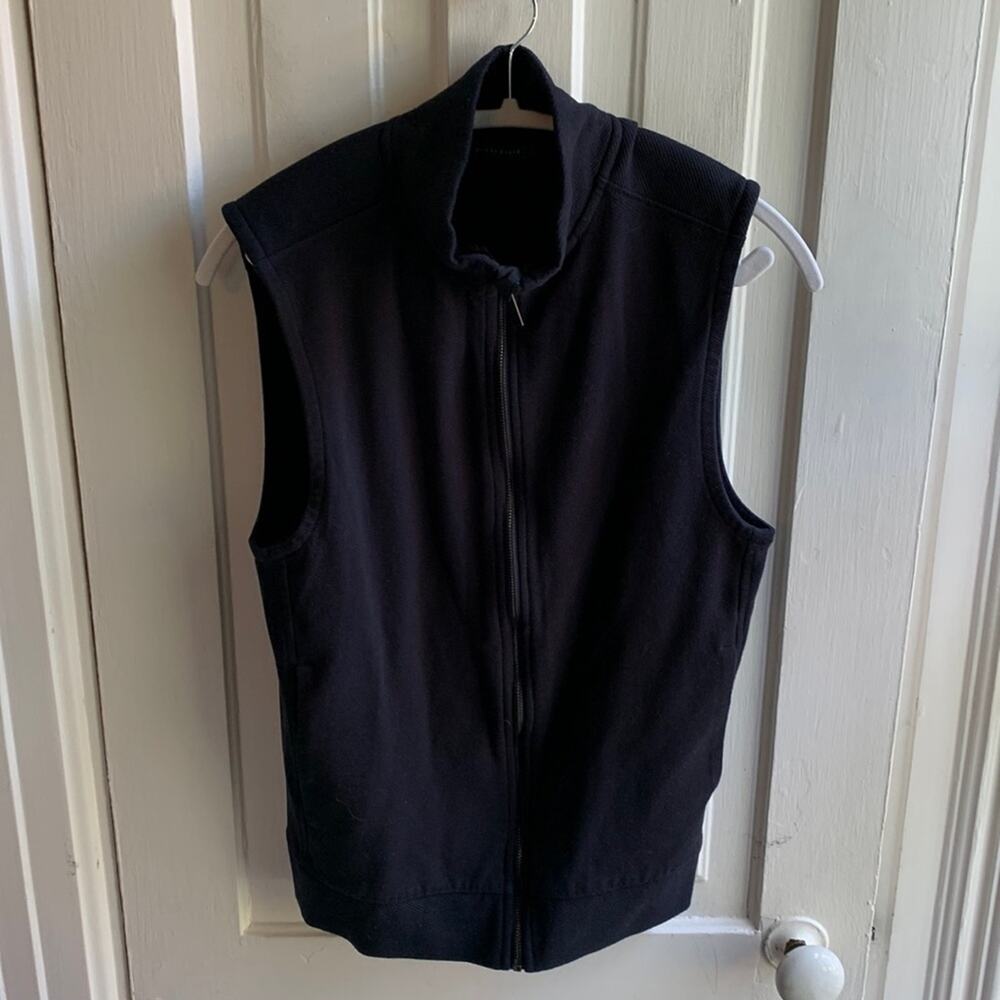 Perry Ellis Zip Up Vest